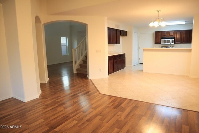 Building Photo - 35161 N Bandolier Dr