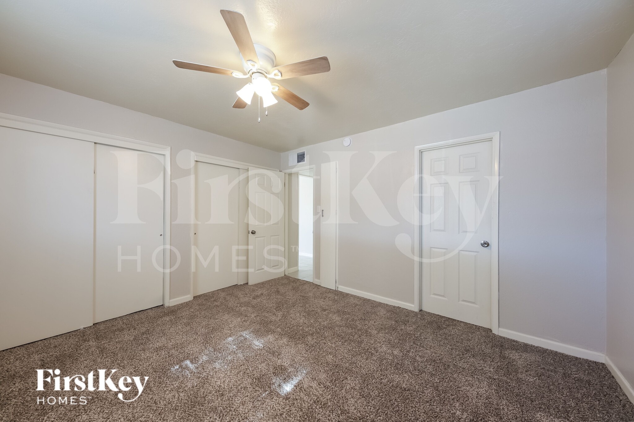 Building Photo - 1308 W Elm St