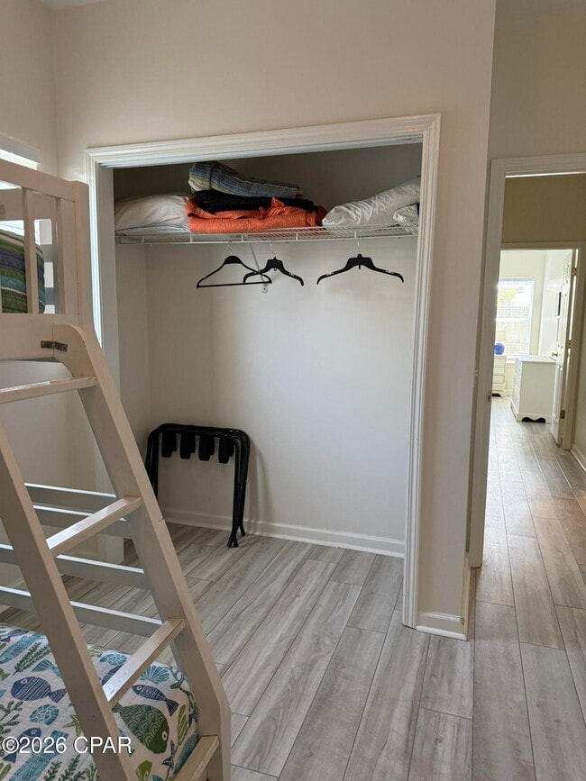 Building Photo - 7908 Sunset Ave