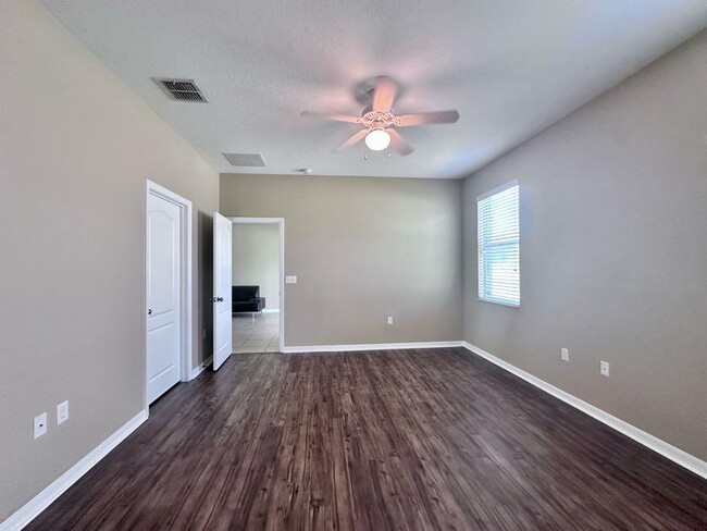 Building Photo - 15247 Montesino Dr