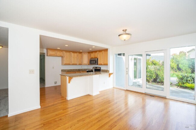 Building Photo - 4248 Leafwood Cir E