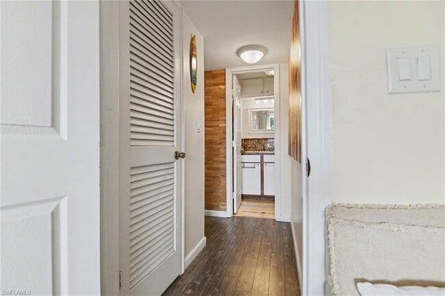 Building Photo - 200 Forest Lakes Blvd