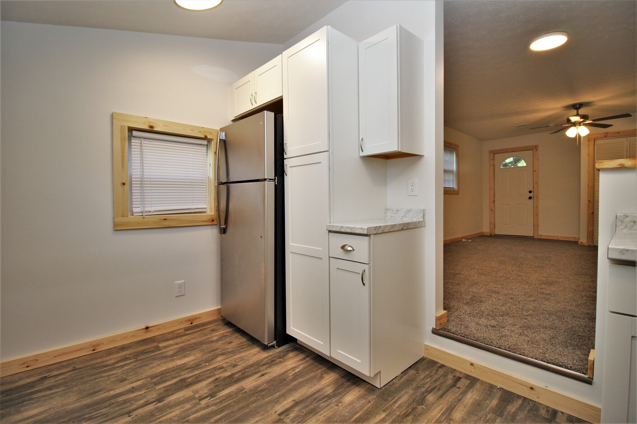 Building Photo - 4634 Southcrest Dr