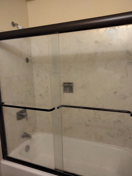 Building Photo - 797 Meadows Dr