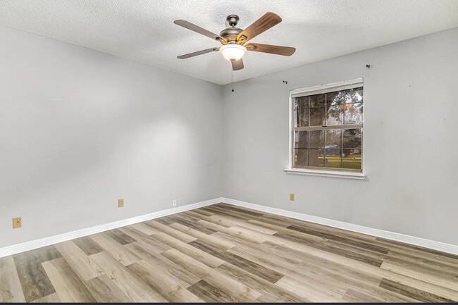 Building Photo - 4324 Grant St