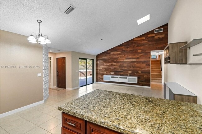 Building Photo - 9568 Boca Gardens Pkwy