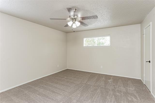Building Photo - 8913 Doliver Dr