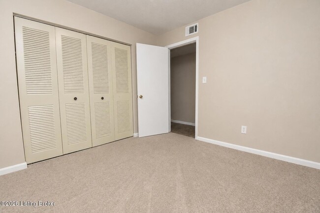 Building Photo - 6522 Six Mile Ln