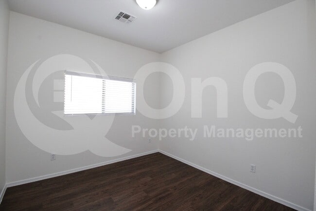 Building Photo - 2839 W Allens Peak Dr