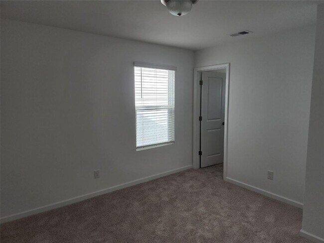 Building Photo - 6145 Langdon Way