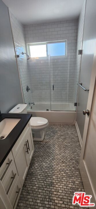 Building Photo - 1024 Cloverdale Ave