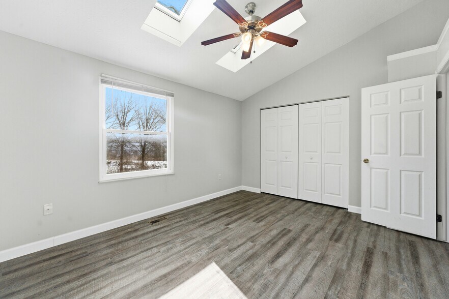 Building Photo - 217 Clearbrook Ct