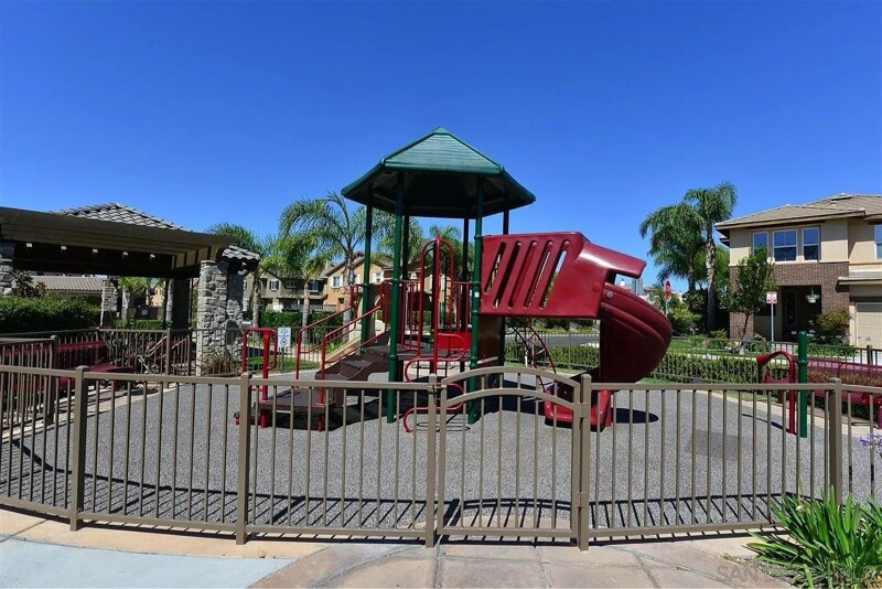 Building Photo - 10470 Hollingsworth Way