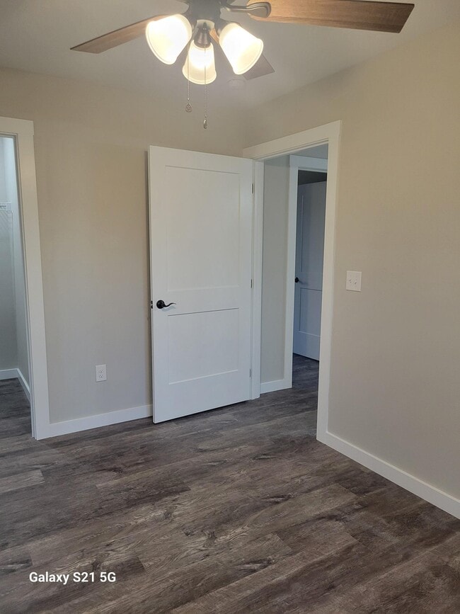 Building Photo - 6036 Seneca Trail