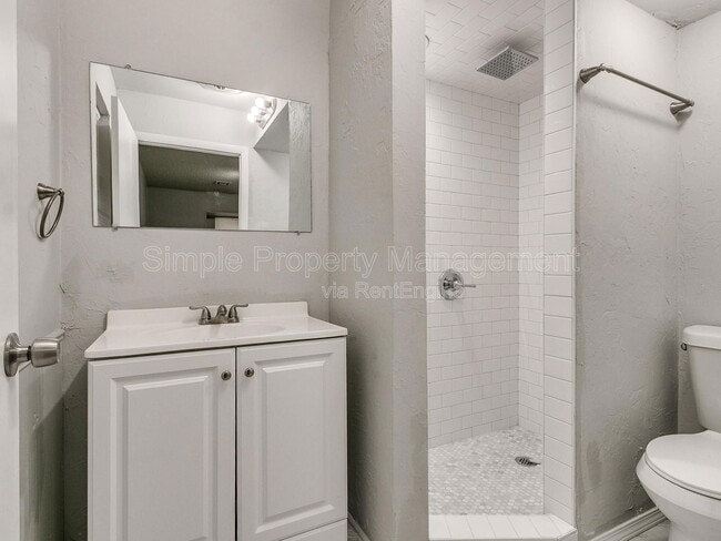 Building Photo - 6109 Kingston Rd