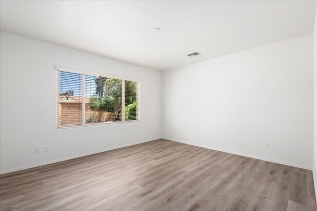 Building Photo - 22419 N San Ramon Ct