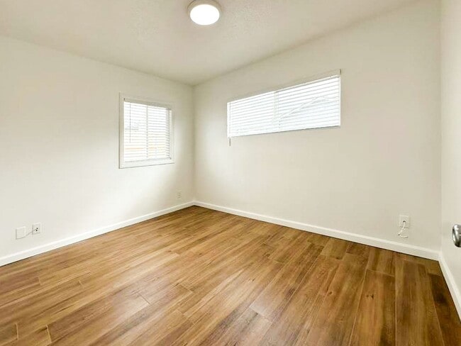 Building Photo - Updated 4BR Home in Lompoc with Spacious Yard — Move-In Ready!