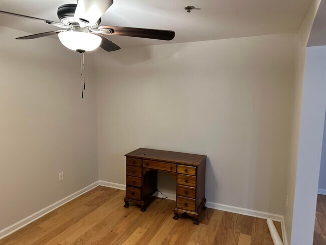 Building Photo - 665 Tennessee St