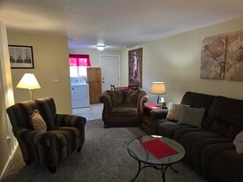 Building Photo - 1713 Anderson St