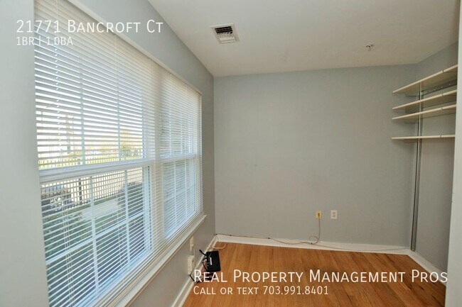 Building Photo - 21771 Bancroft Ct