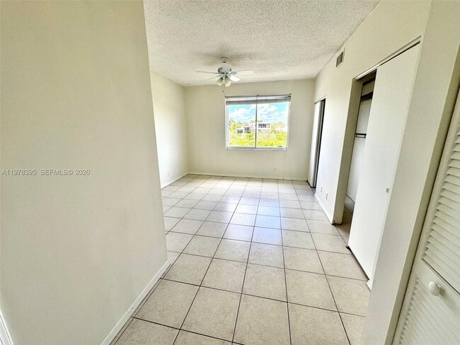 Building Photo - 44 Key W Ct