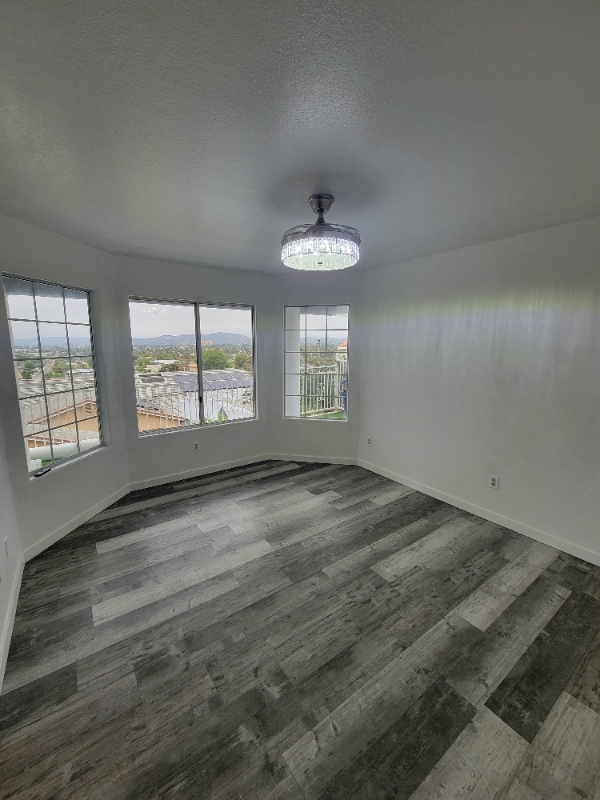 Building Photo - 571 Tilling Way