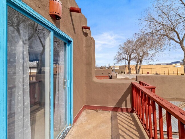 Building Photo - 1-Bed, 1.5-Bath Townhome with Balcony | Prime NW Albuquerque Location | Coming Soon | Pre-lease Now!