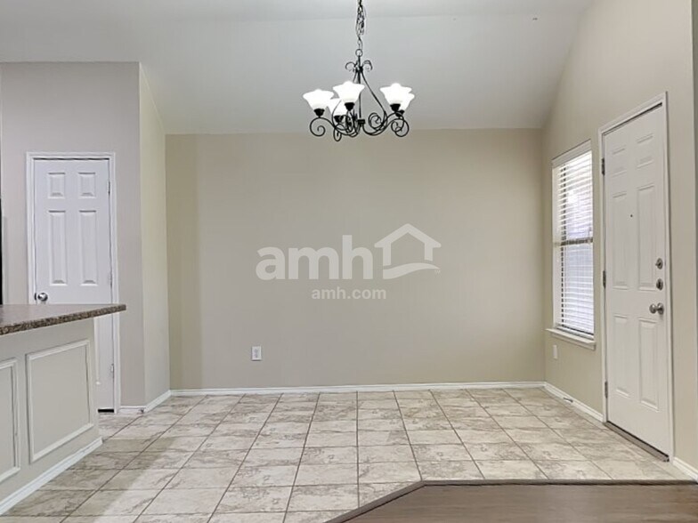 Building Photo - 803 Fireberry Dr