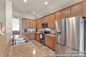 Building Photo - 10908 Forest Breeze