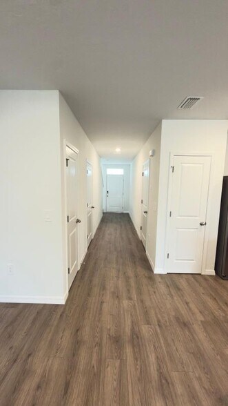 Building Photo - 32562 Midsummer Night Ln