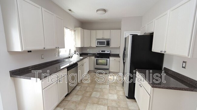 Building Photo - 210 Newberry Ln