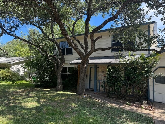 Building Photo - 4204 Everest Ln