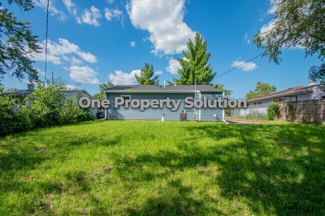 Building Photo - 4401 W 21st Ave
