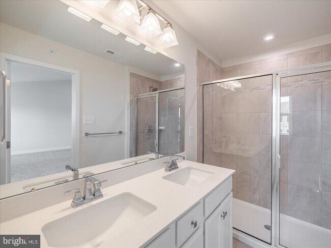Building Photo - 7963 Milltown Cir