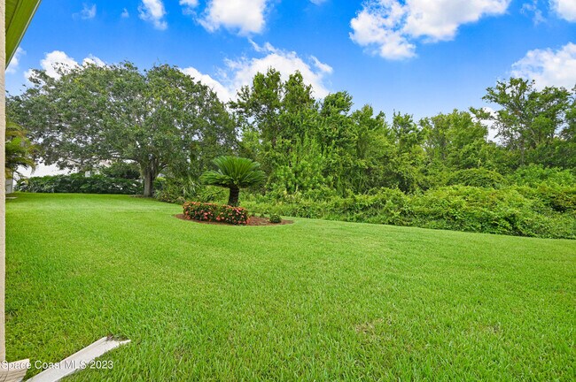 Building Photo - 940 Wimbledon Dr
