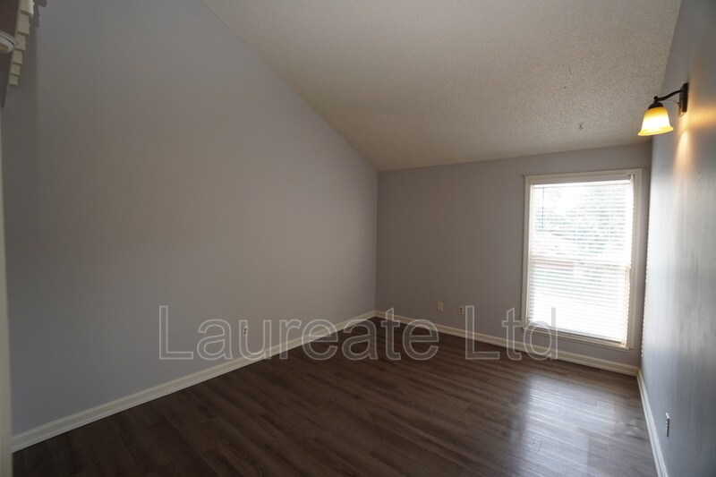 Building Photo - 3662 S Granby Way