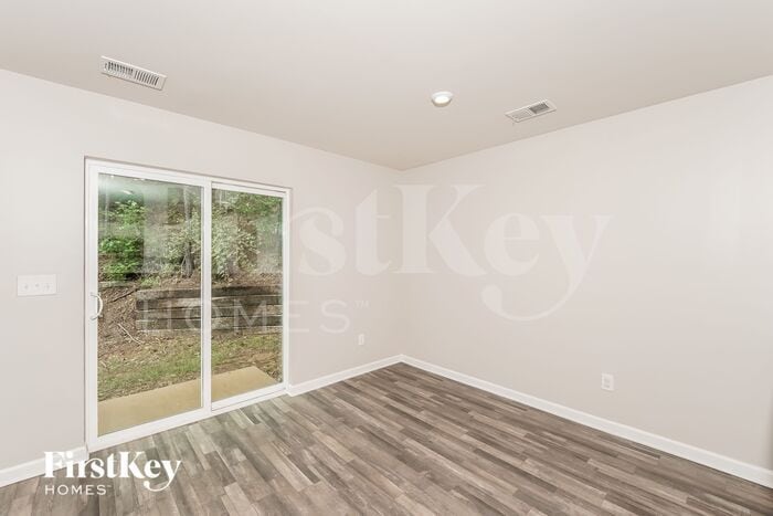 Building Photo - 20 Stevens Cv Dr
