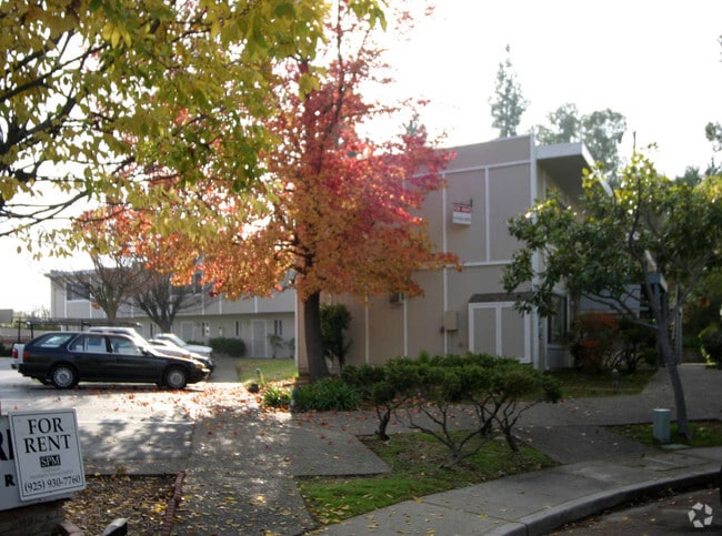 Building Photo - Briars and Belvedere Apartments