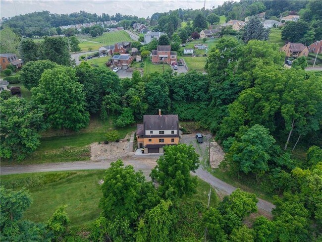 Building Photo - 4465 Mt Troy Rd Ext