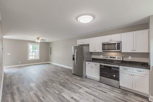 Building Photo - 116 Wildwood Ln