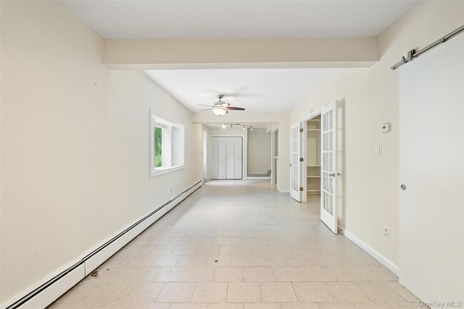 Building Photo - 19 Skyview Dr