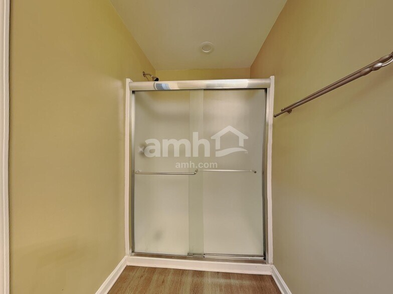 Building Photo - 5160 Busted Rock Trl