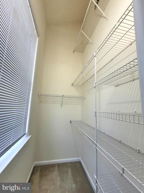 Building Photo - 6012 Ricketts Walk