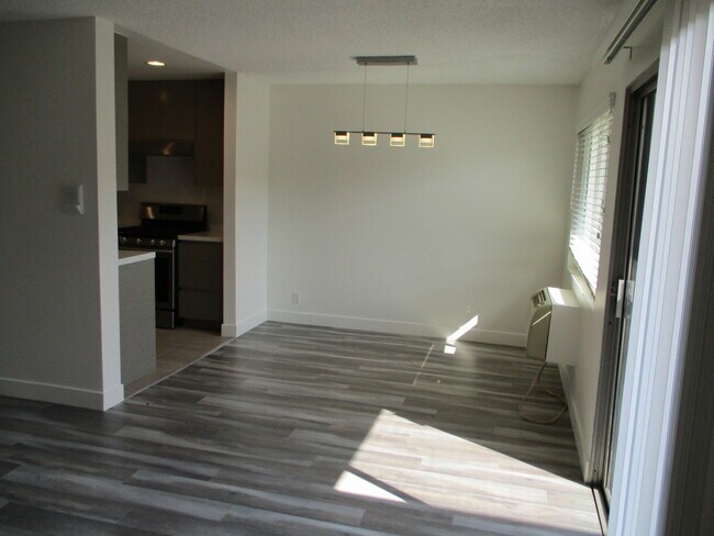 Building Photo - 3625 Glendon Ave