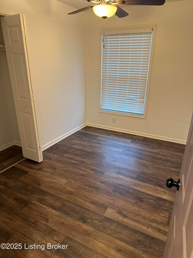 Building Photo - 3503 Dorset Rd