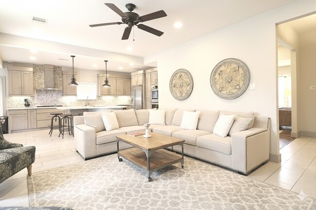 Building Photo - 5251 Lymbar Dr
