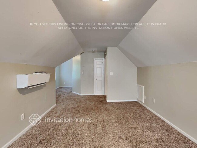 Building Photo - 5351 Tanager Terrace SW
