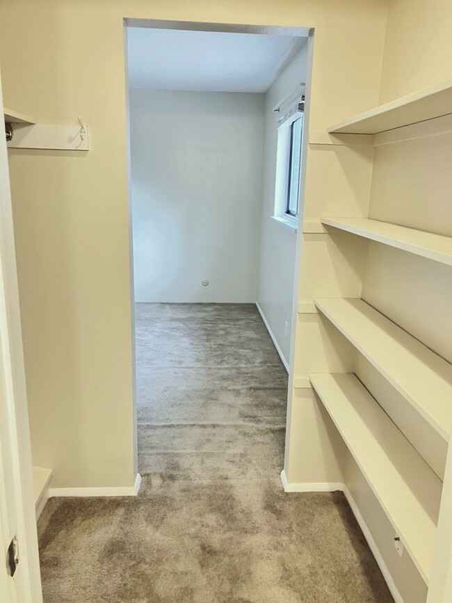 master 2nd closet - 1403 Bradley Dr