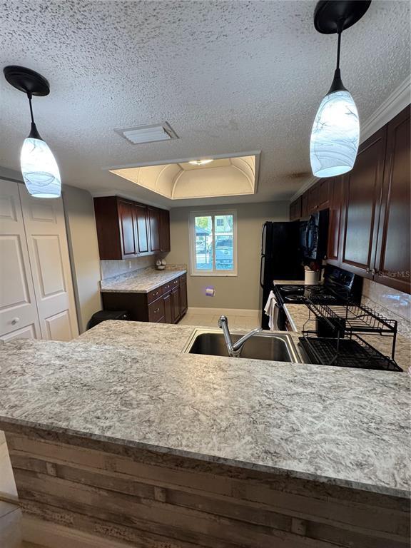 Building Photo - 109 Pine Ct