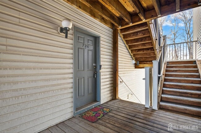 Building Photo - 726 Waterford Dr